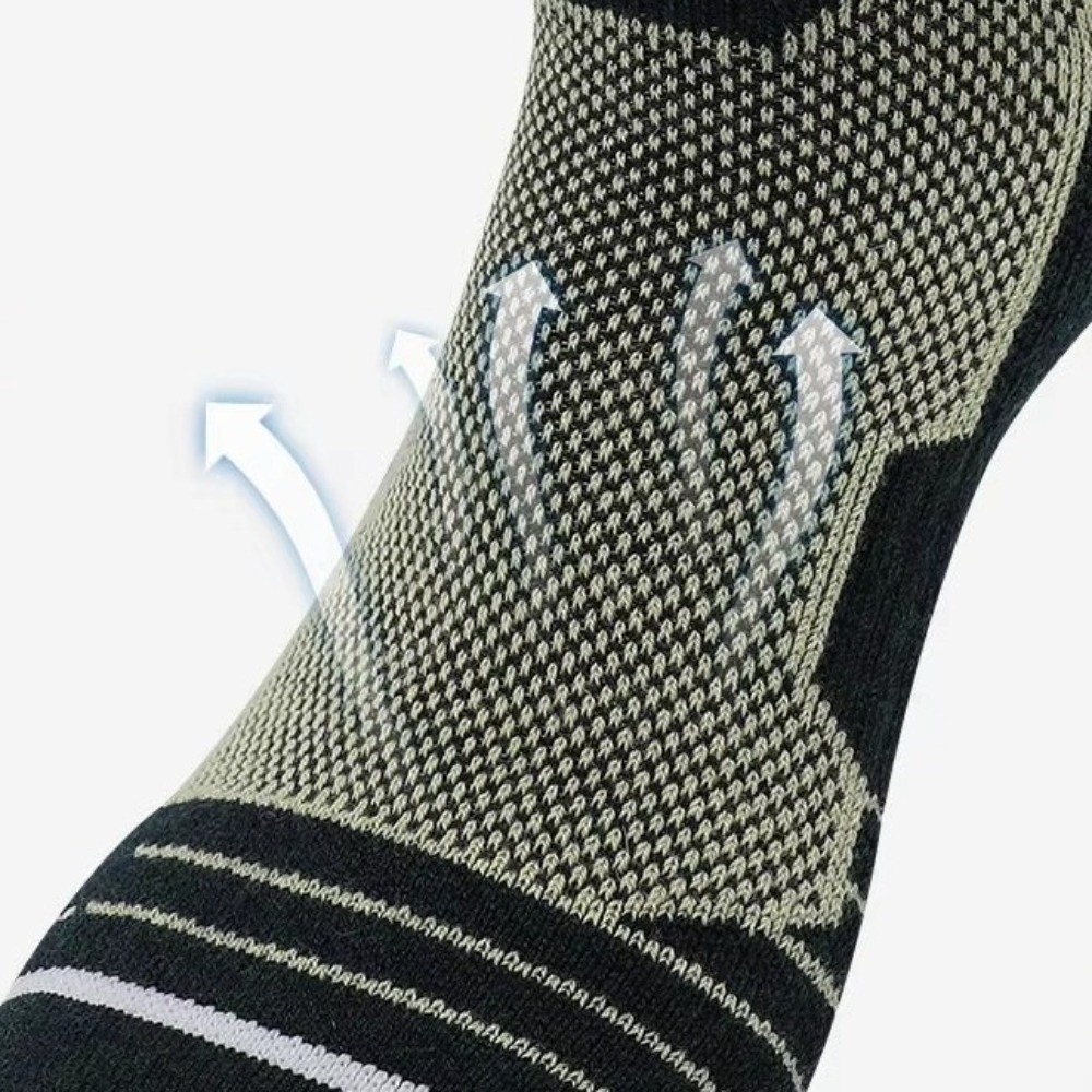 冬用メリノウールソックス 暖かい滑り止めスノーウォームソック - Wool Hiking Sock のレビューと価格