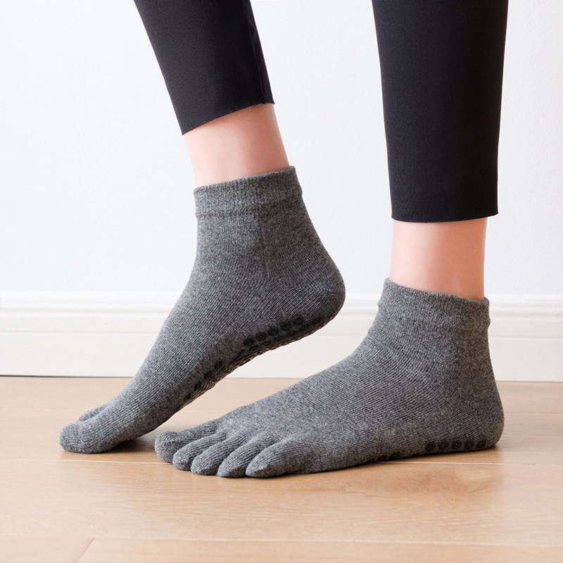 5つま先の滑り止めソックス,通気性,滑り止め,綿,ヨガ,バレ - No Show Sock Women のレビューと価格
