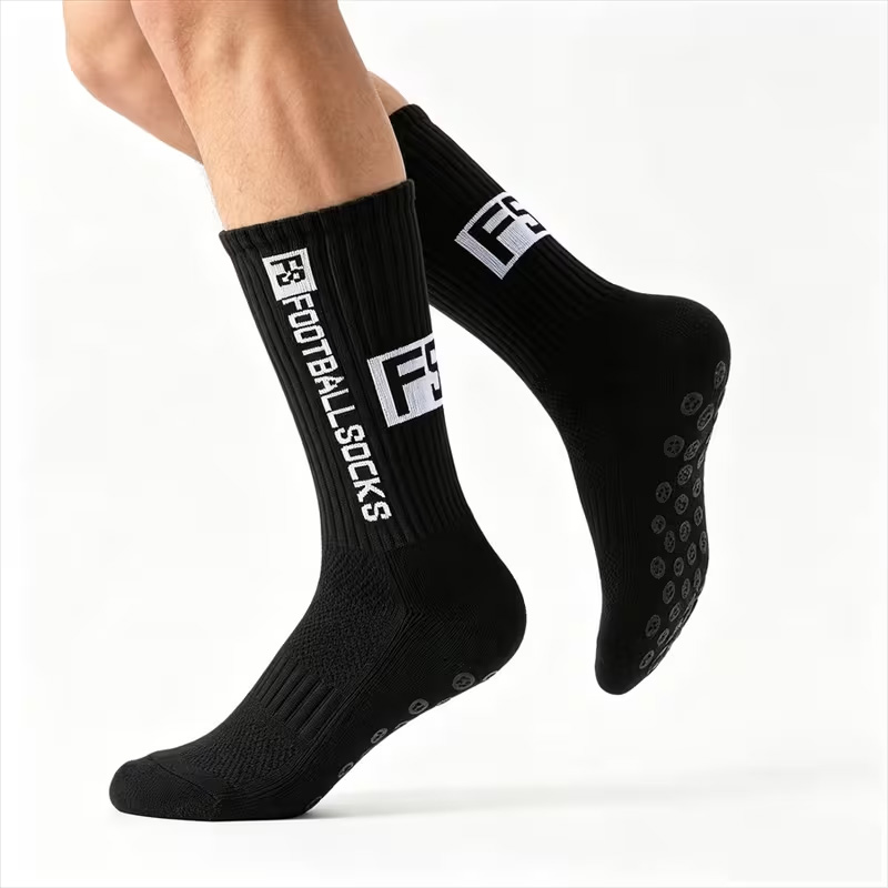 1足 グリップ付きスポーツクルーソックス スタイリッシュなF - No Show Sock Women のレビューと価格